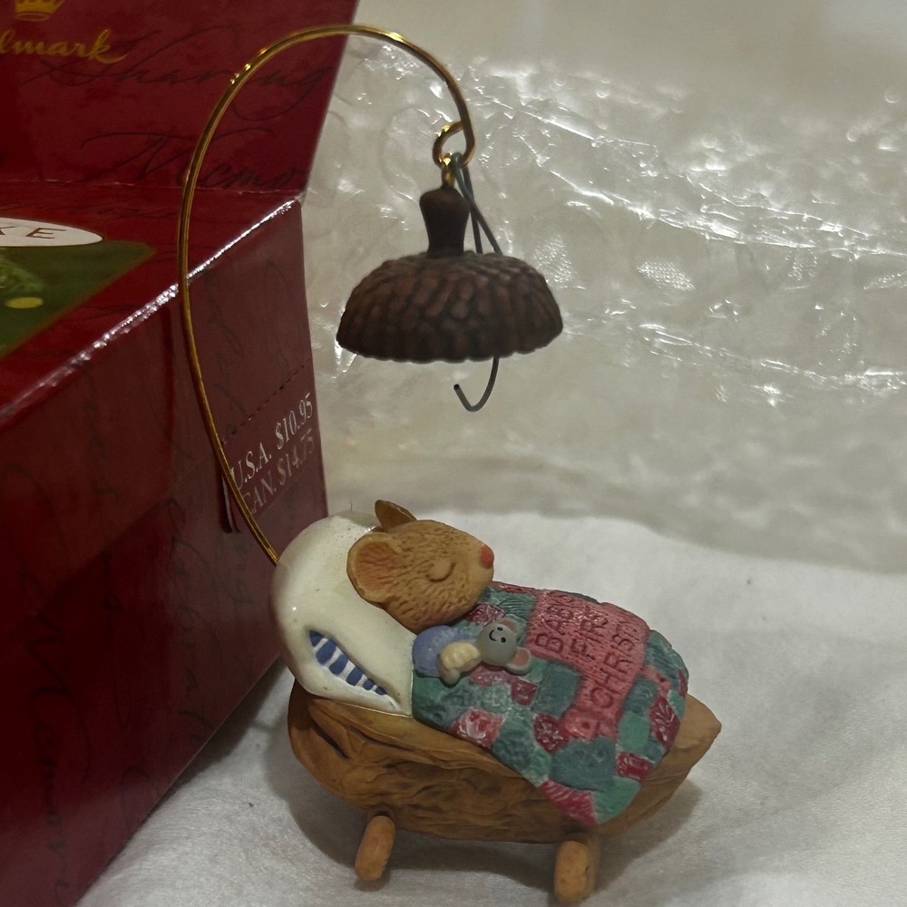 Hallmark Keepsake 2000 Babys First Christmas Mouse Walnut Cradle Ornament